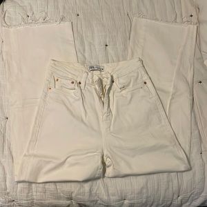 Zara - Wide legged jeans